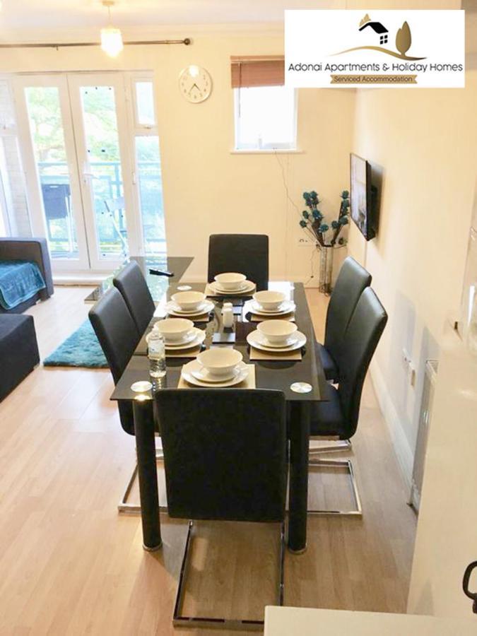 2 Bedroom Apartment At Dagenham , Adonai Serviced Accommodation, Free Wifi And Parking Buitenkant foto